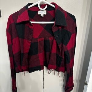 Francesca’s Jun & Ivy Red and Black Plaid Cropped Shirt Jacket